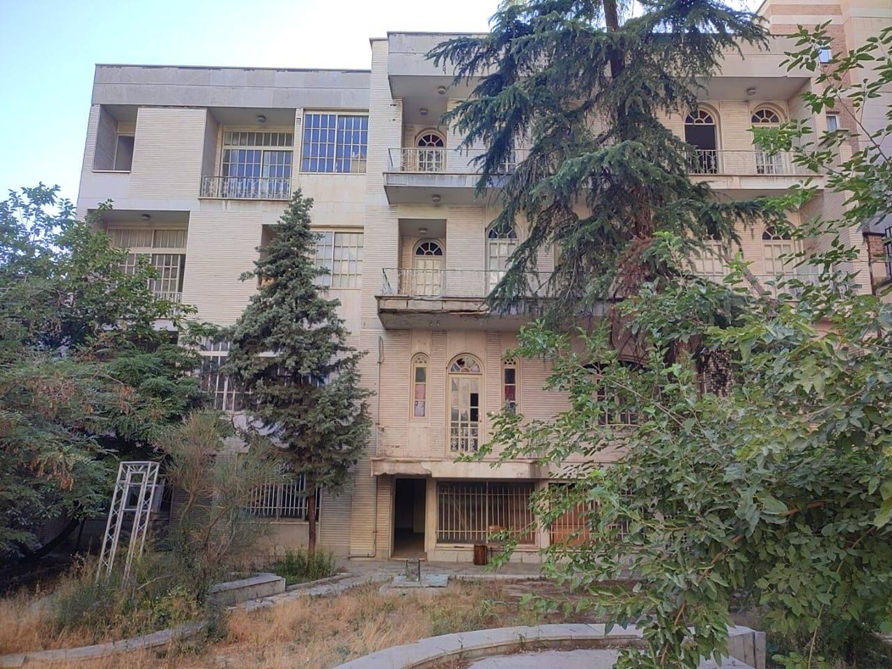 آگهی مزایده اجاره ملک ونک